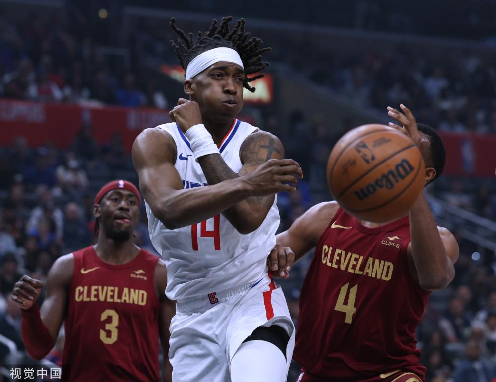 首轮较量 首轮较量